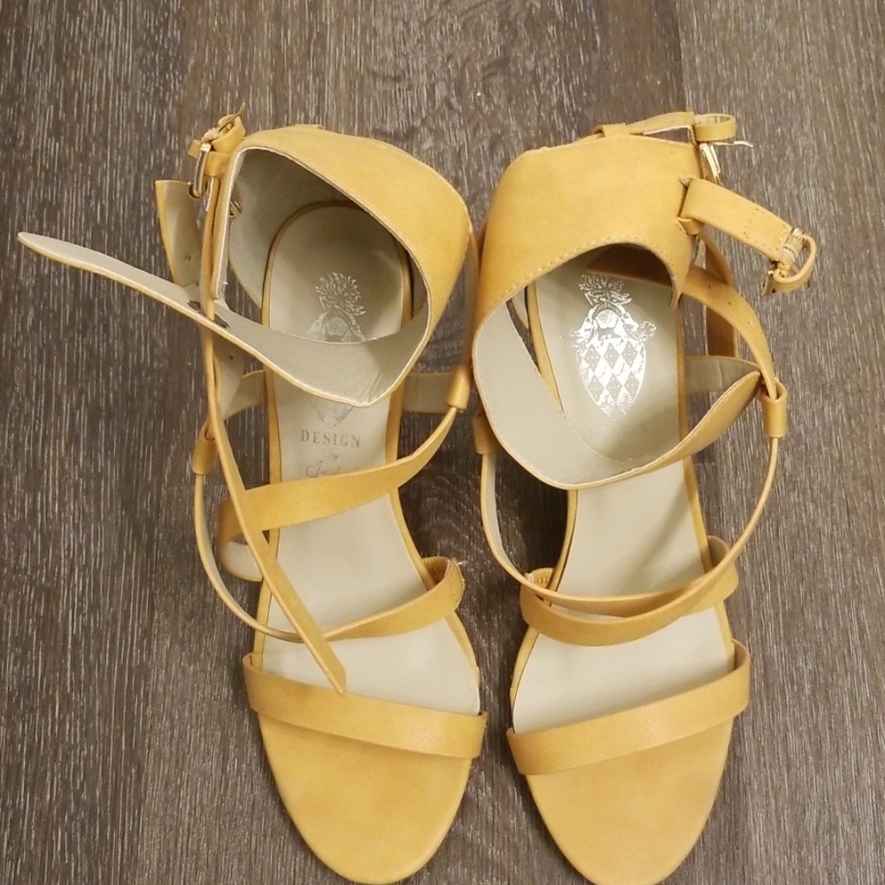 Ankle Cuff Sexy nude Wedges